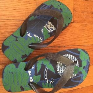 Havaianas Jungle Cat 2/$20